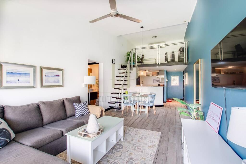 Cr Mariposa Rentals Lakeview Penthouse With Office Space, Pool, Gym, Tennis Santa Ana  Luaran gambar