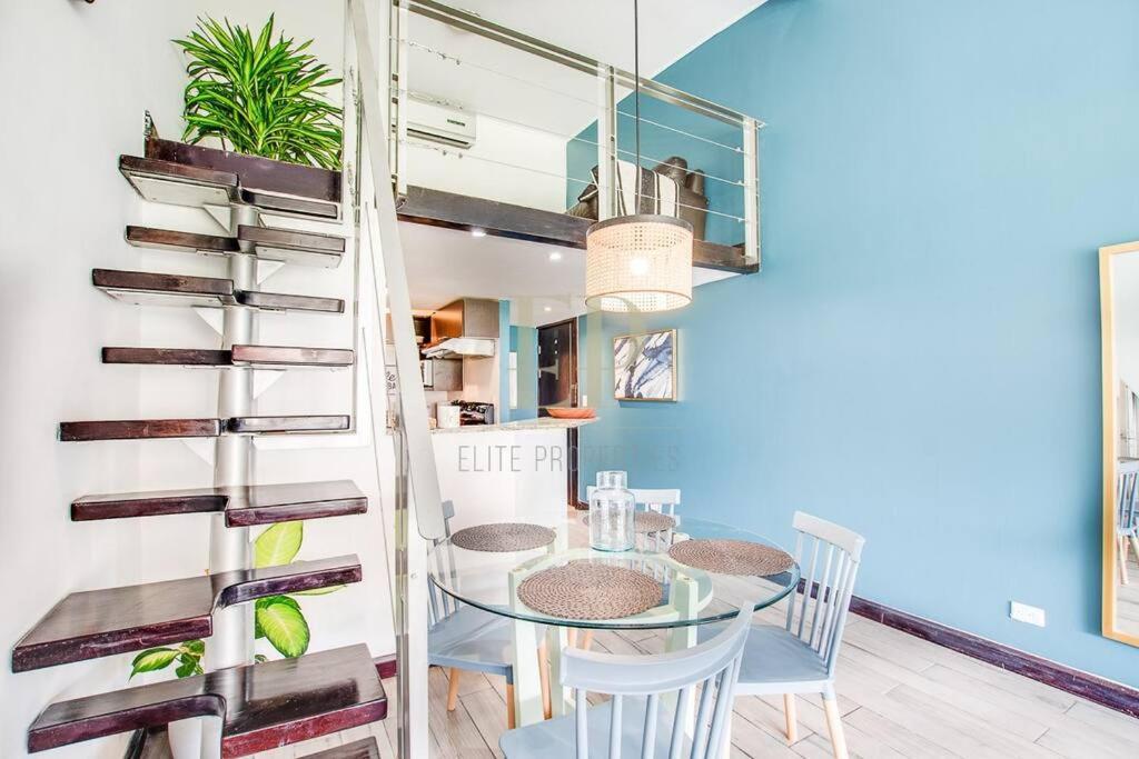 Cr Mariposa Rentals Lakeview Penthouse With Office Space, Pool, Gym, Tennis Santa Ana  Luaran gambar